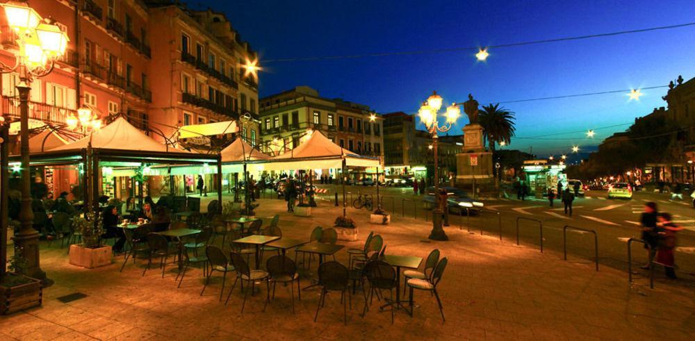 Domus Yenne Suites Cagliari Exteriör bild