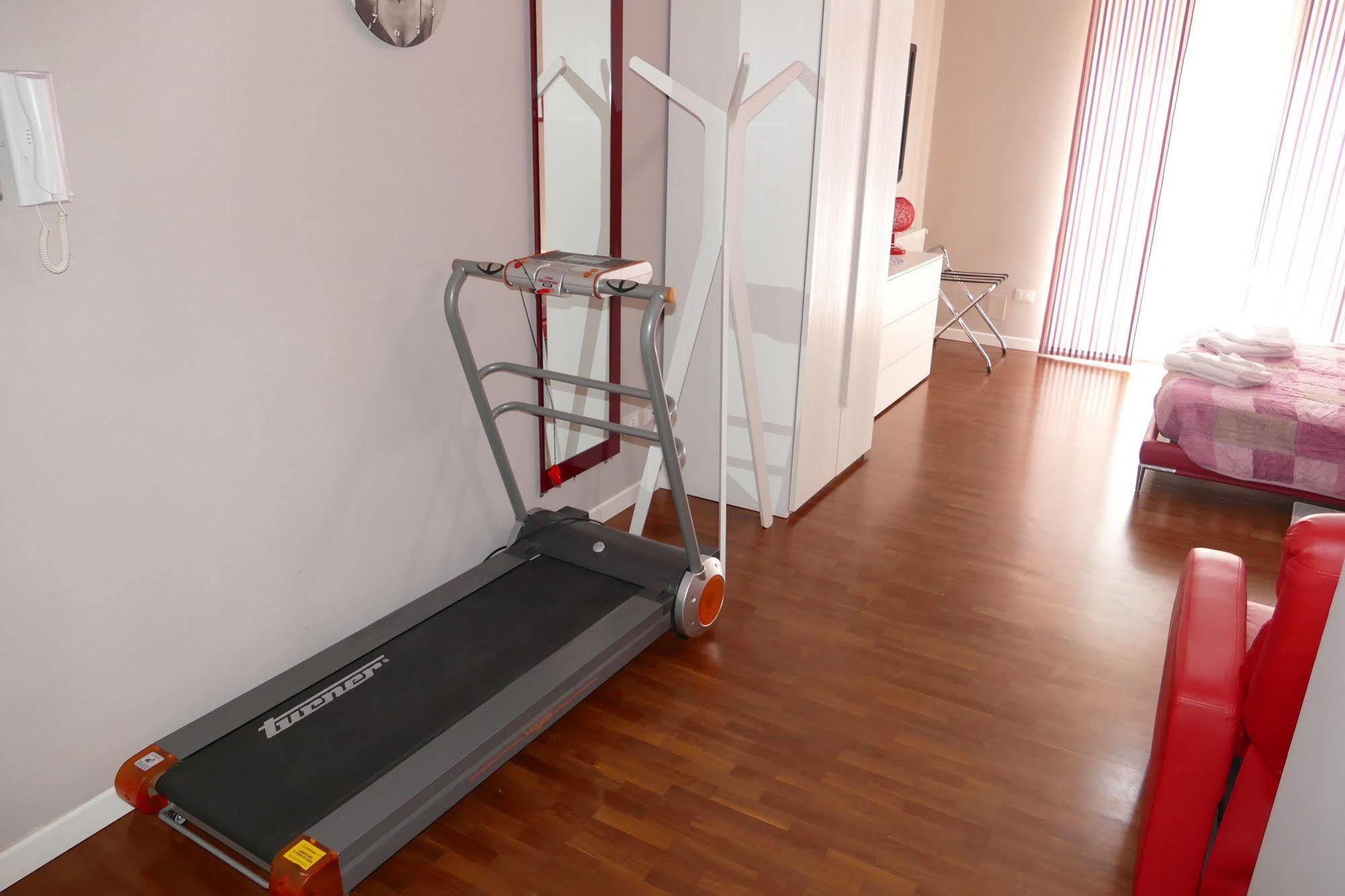 Domus Yenne Suites Cagliari Exteriör bild