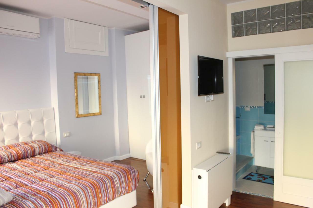 Domus Yenne Suites Cagliari Exteriör bild