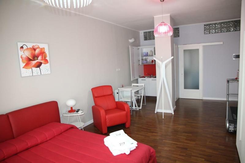 Domus Yenne Suites Cagliari Exteriör bild